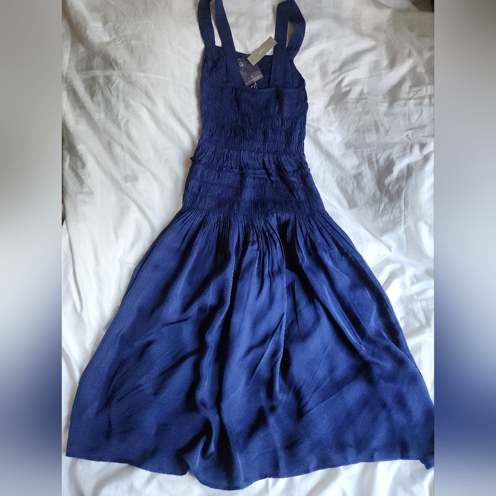 Jcrew Smocked midi dress in summer Navy Blue Bnwt - Picture 2 of 13